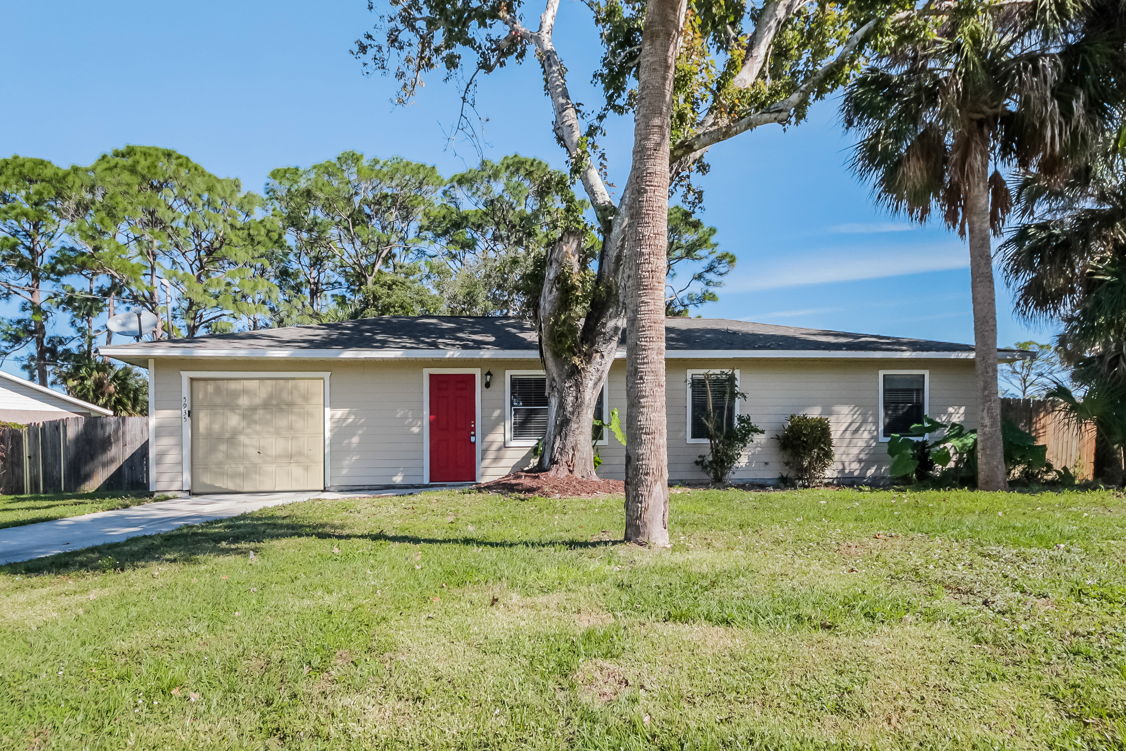 5935 Acme Ave Cocoa, FL 32927